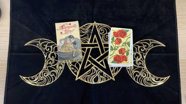 ROMANTIC TAROT