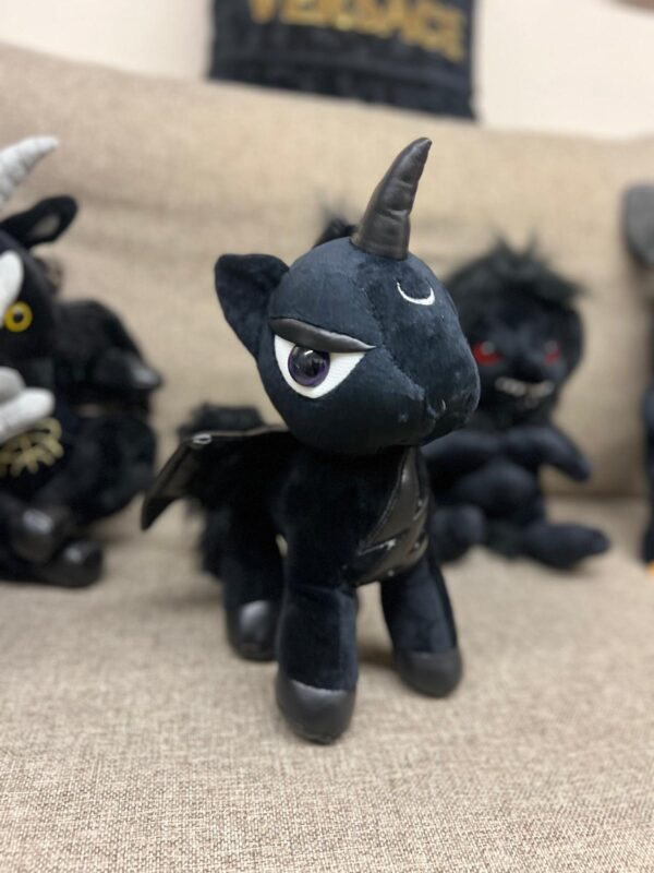 BLACK UNICORN